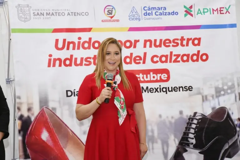 Productores de calzado de San Mateo Atenco durante la feria ANPIC 2026